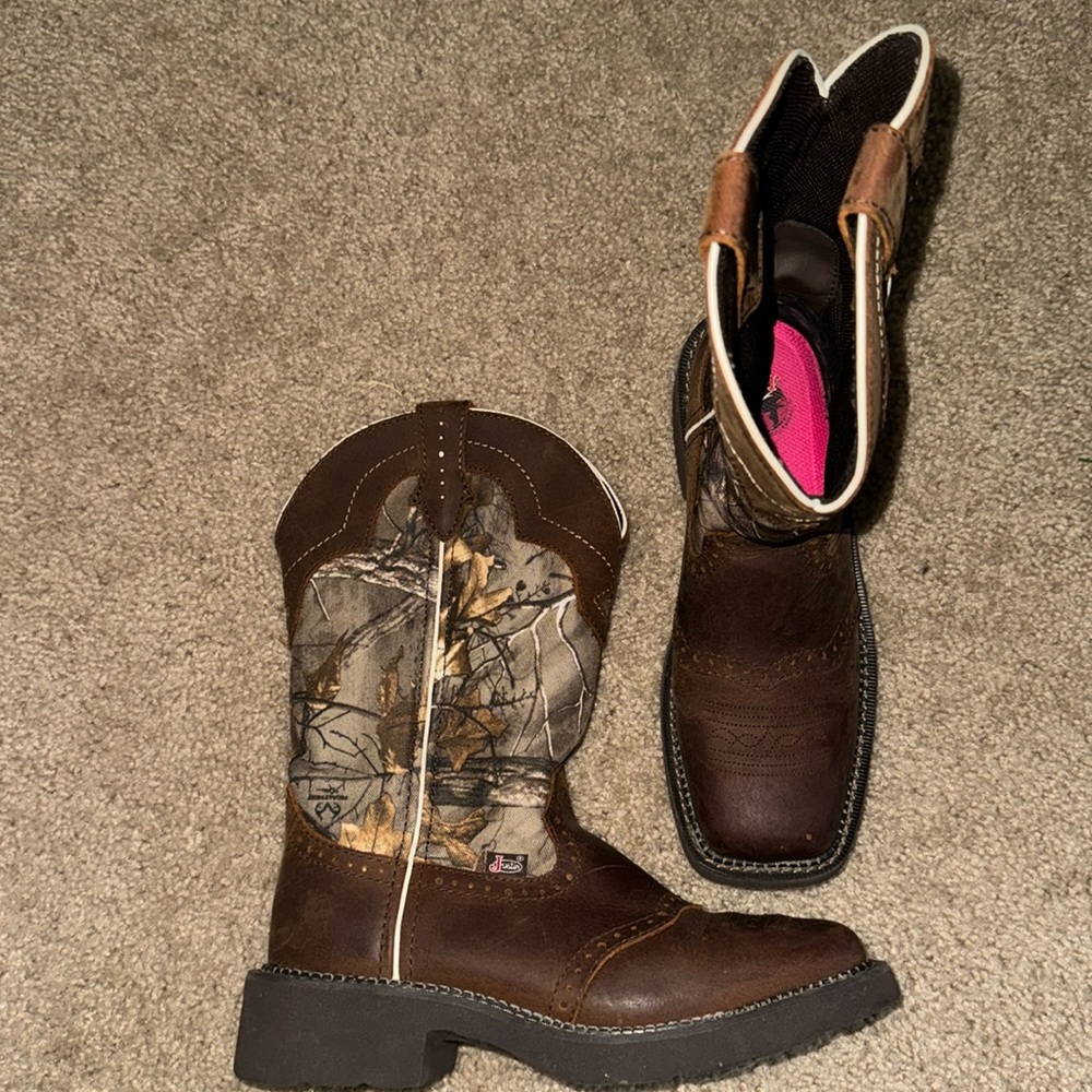 JUSTIN WOMEN'S RAYA WESTERN BOOTS - BROAD SQUARE TOE